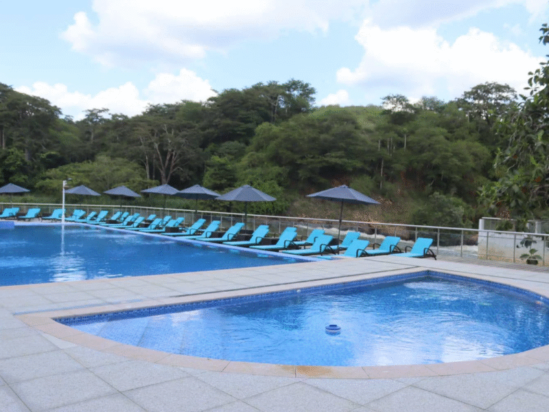 Açude aldeamento turístico