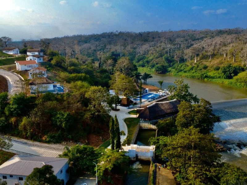 Açude aldeamento turístico