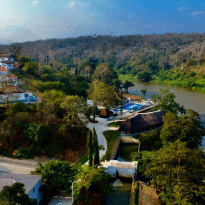 Açude aldeamento turístico