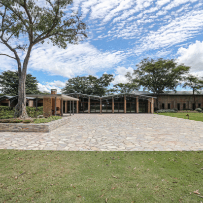 Mumba Lodge by Flow