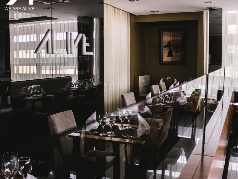 Alive Restaurante & Lounge